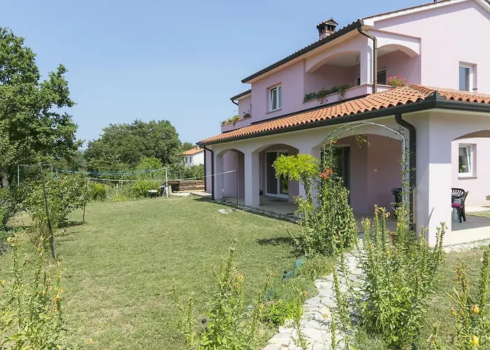 Elina Labin (Istria)